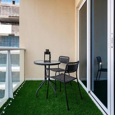 Lake View Jlt - Lovely Apartment In Dubái Exterior foto