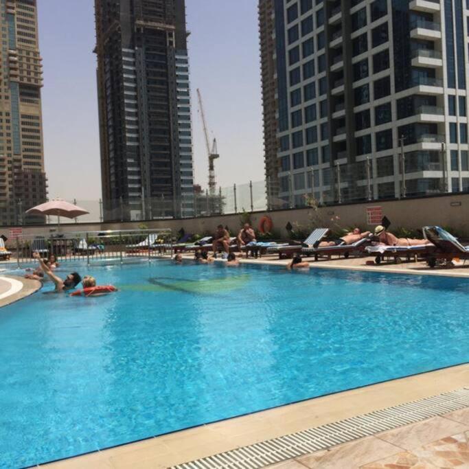Lake View Jlt - Lovely Apartment In Dubái Exterior foto